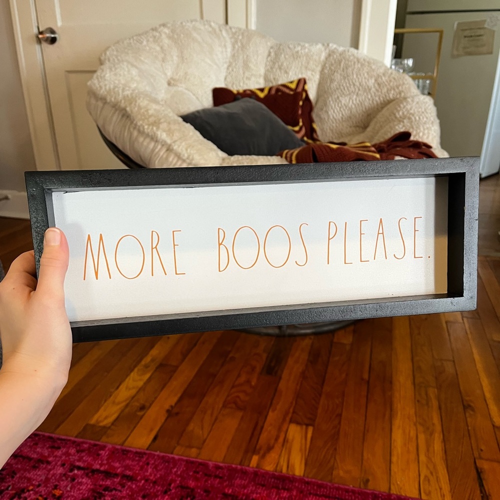 ‘ more boos please ‘ decor sign